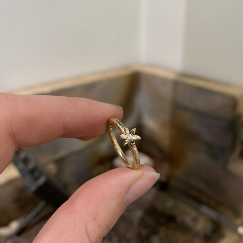 Miniring med hjulkrone og brillant