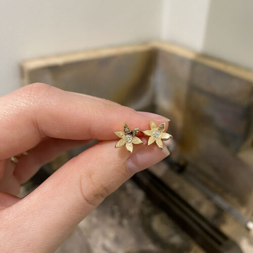 Hjulkrone ørestikkere med brillant