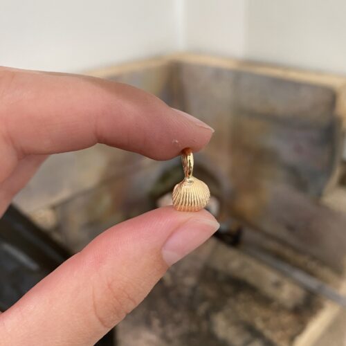 Musling vedhæng (guld)