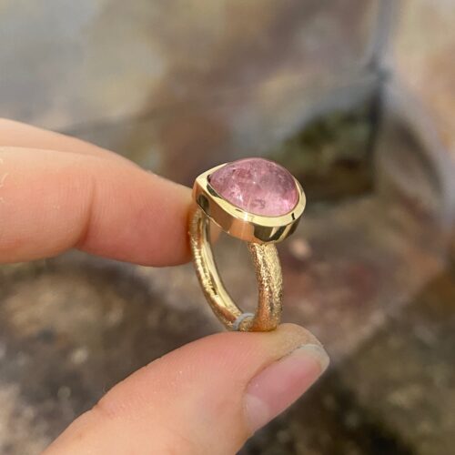 Mira Maja ring i guld (turmalin)